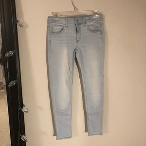 american eagle light wash jeans